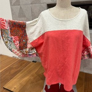 Large Umgee cotton top with butterfly sleeves